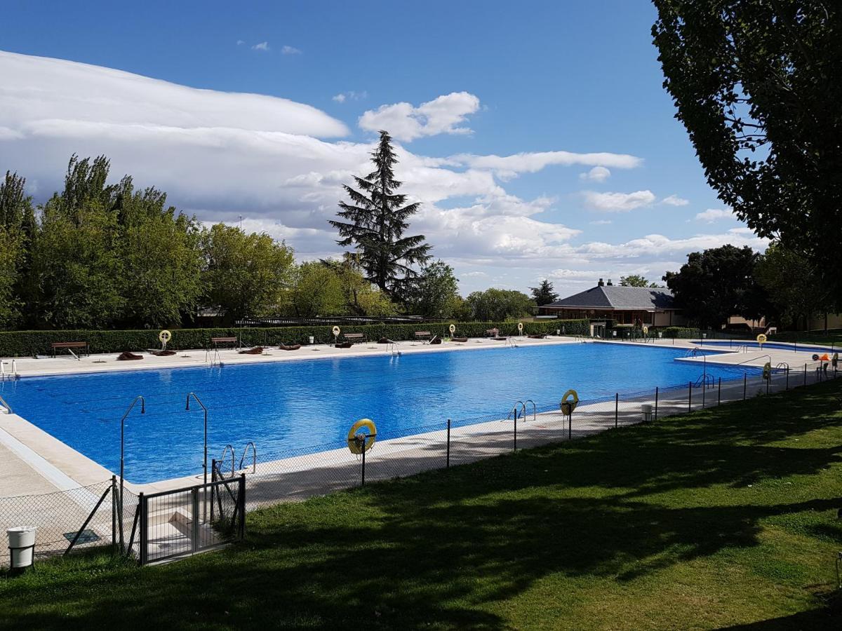 Loft Abantos - 120M2 Mas Terraza Y Jardin Independiente San Lorenzo de El Escorial Zewnętrze zdjęcie